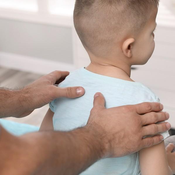 ostéopathe pour bébés à Générac